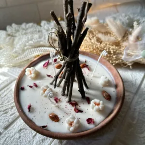 Lohri scented candle